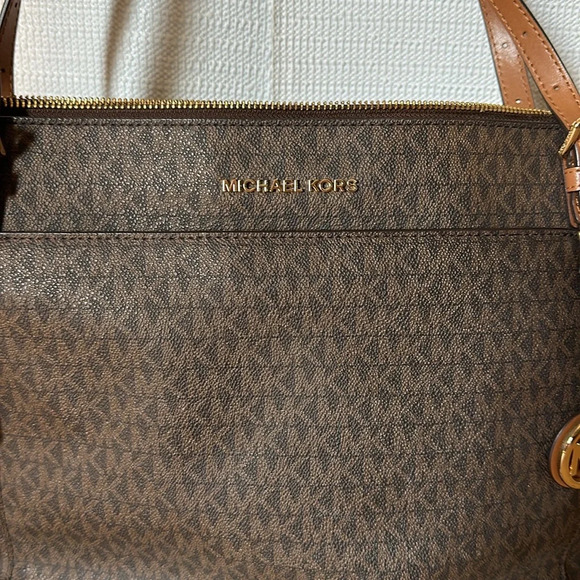 MICHAEL KORS Authentic Dark Brown Brown Leather Shoulder Bag - Picture 2 of 5